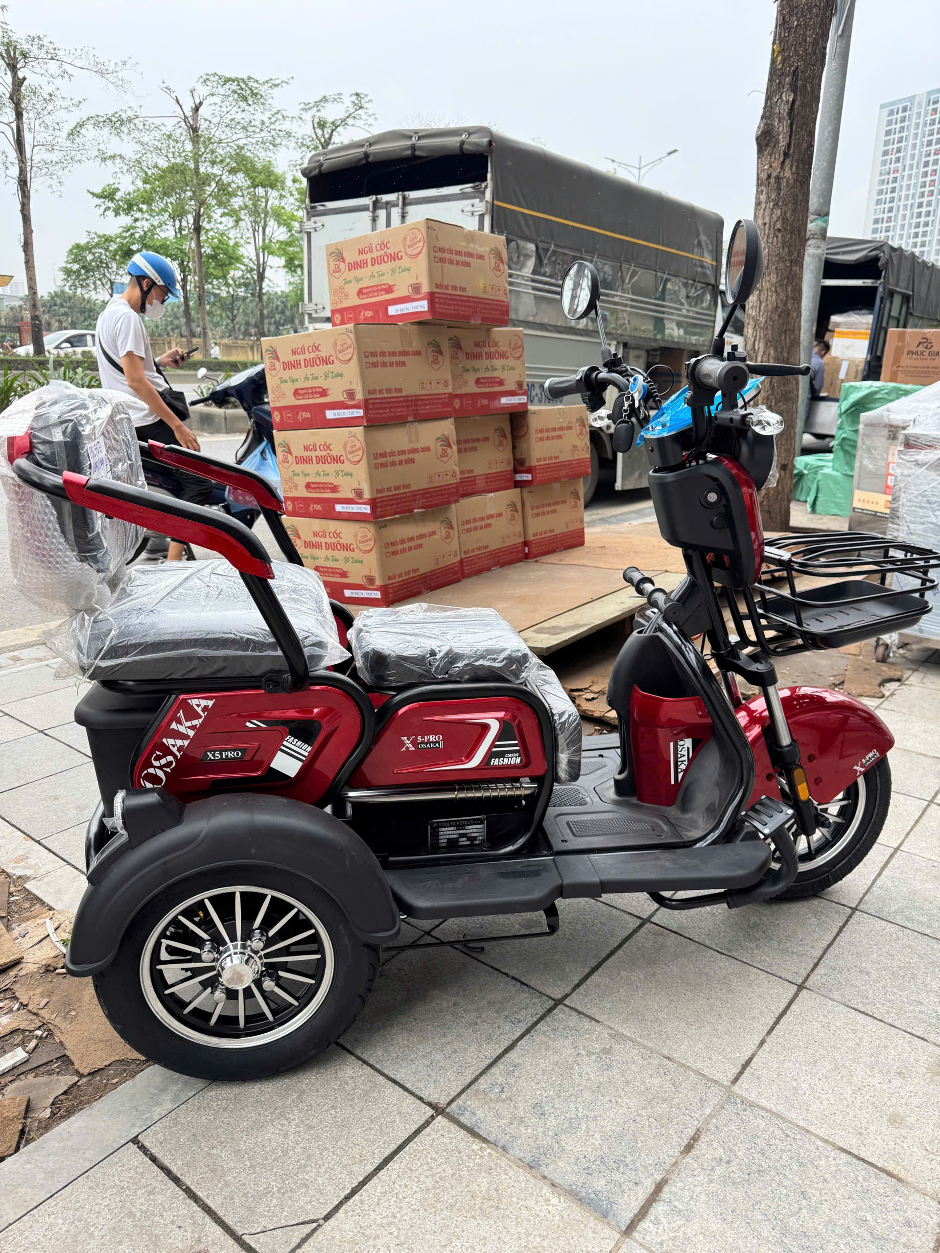 xe ba bánh osaka